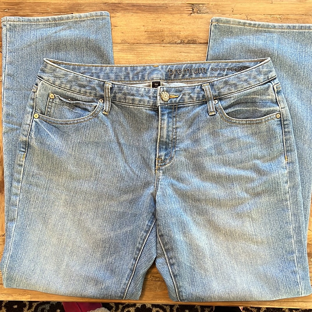 Gap jeans curvy straight. 12/31A - Picture 4 of 7